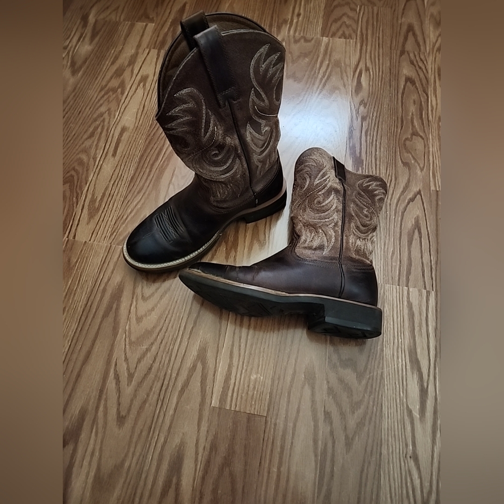 Ariat‎ mens boots size 8.5D excellent condition western leather